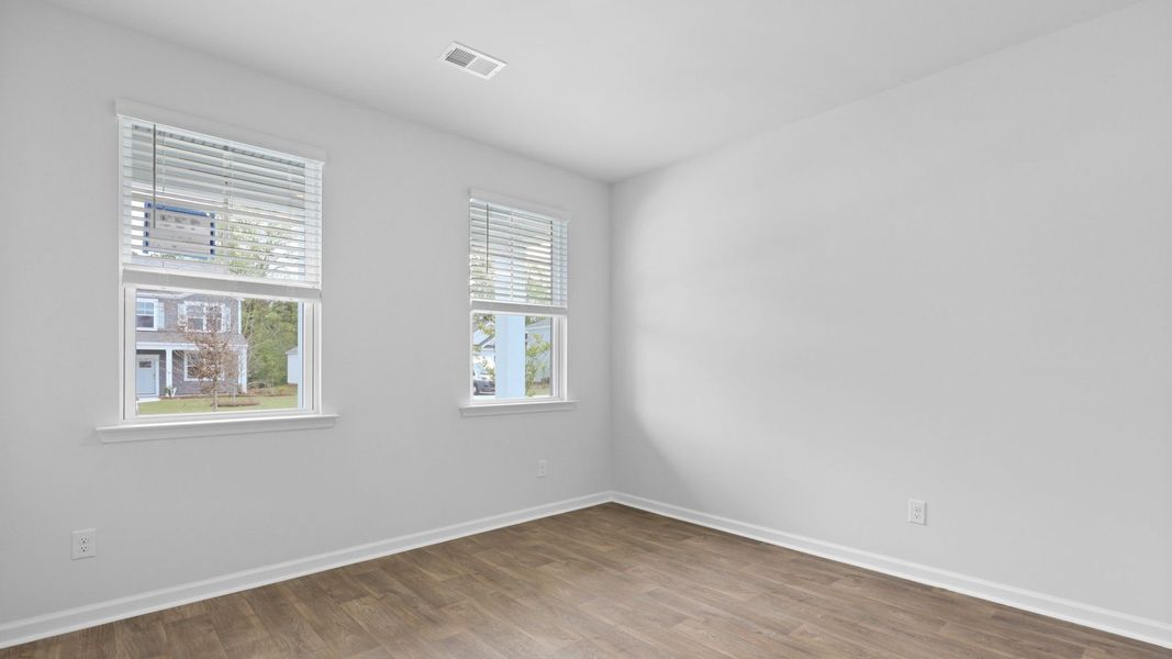 Representative unfurnished interior of a home built from the ARCHER-EXP by D.R. Horton in Lakeview at Kitfield, Moncks Corner (Image 30).