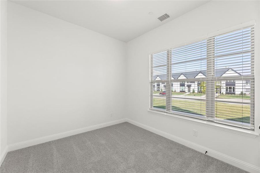 Spacious, unfurnished interior of a new home in Chelsea Commons, Allen (Image 20).