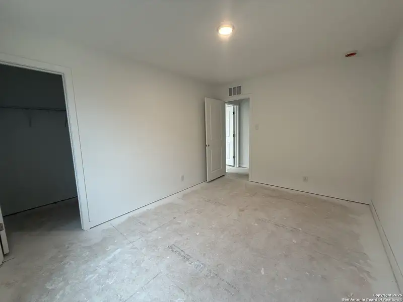 In-progress construction of a new home in Meadows at Hennersby Hollow 40's, San Antonio, TX (Image 18).