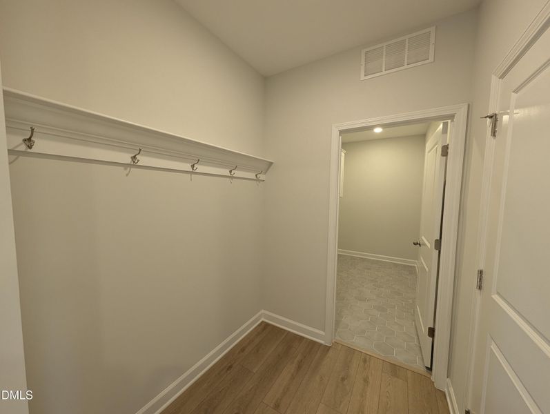 PXL_20260421_223741085.MP