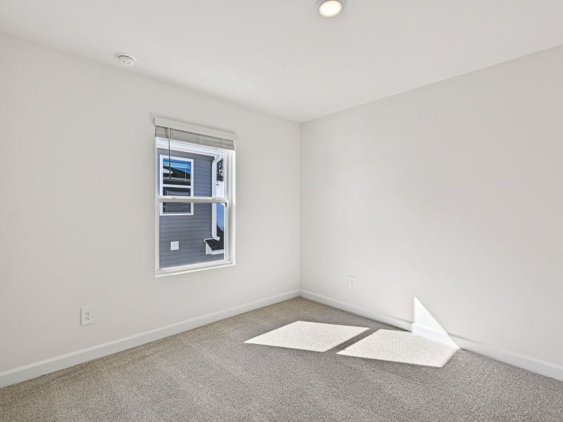 Spacious, unfurnished interior of a new home in Trivium Meadows, Newton (Image 15).