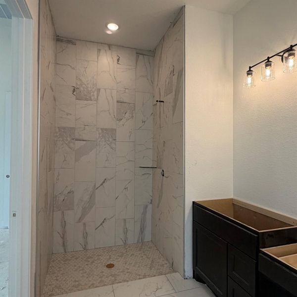 Image 20 of a home in Wood Leaf Reserve.