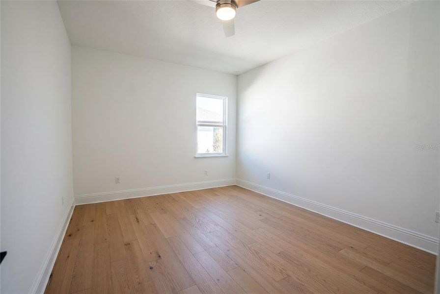 Spacious, unfurnished interior of a new home in , Orlando (Image 25).
