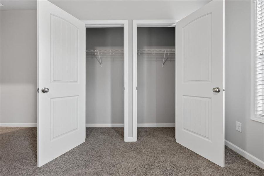 Spacious, unfurnished interior of a new home in , Eastanollee (Image 42).