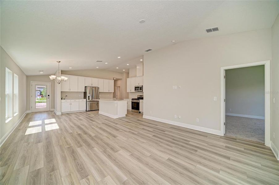 Spacious, unfurnished interior of a new home in Crosswind Point, Parrish (Image 14).