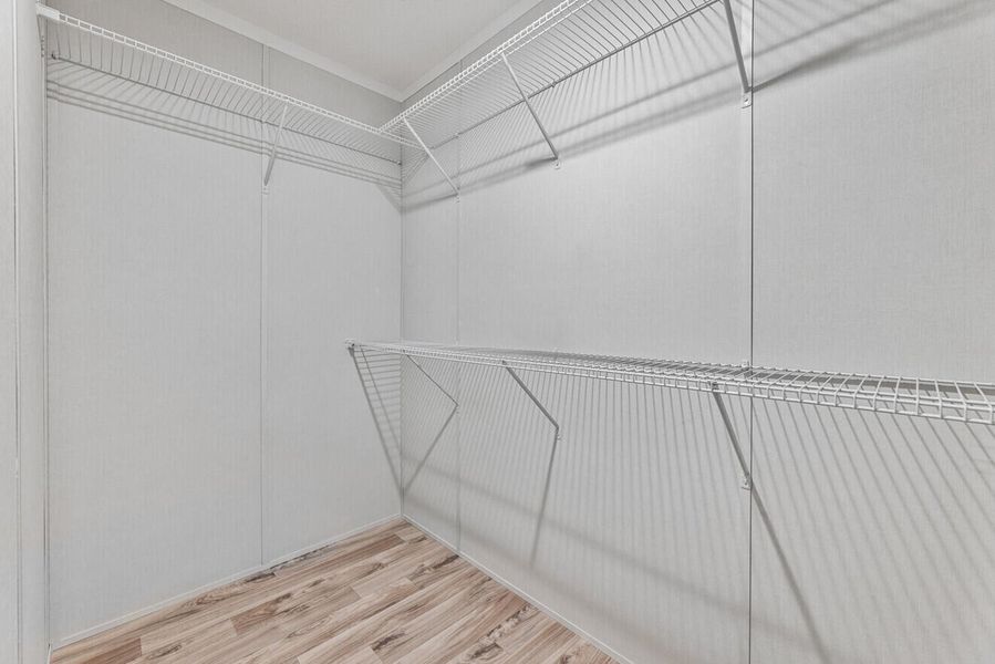 Spacious, unfurnished interior of a new home in , Pineville (Image 17).