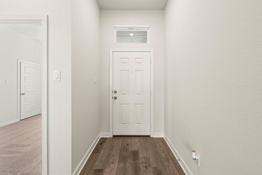 Spacious, unfurnished interior of a new home in South Pointe, Temple (Image 11).