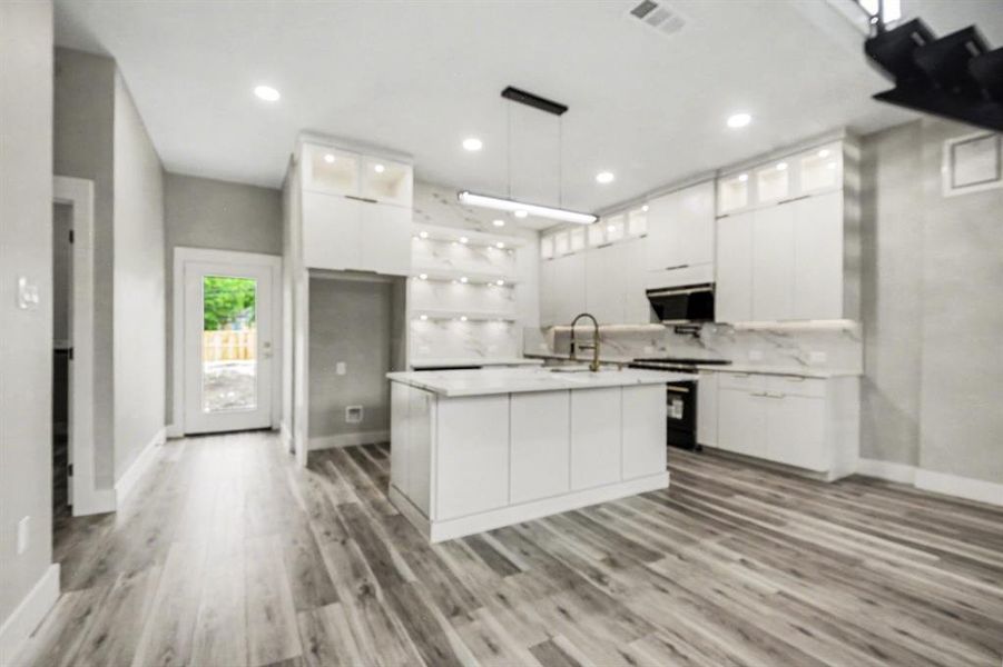 Furnished interior view inside a new home in , Dallas (Image 6). Furnished interior view inside a new home in , Dallas (Image 6).