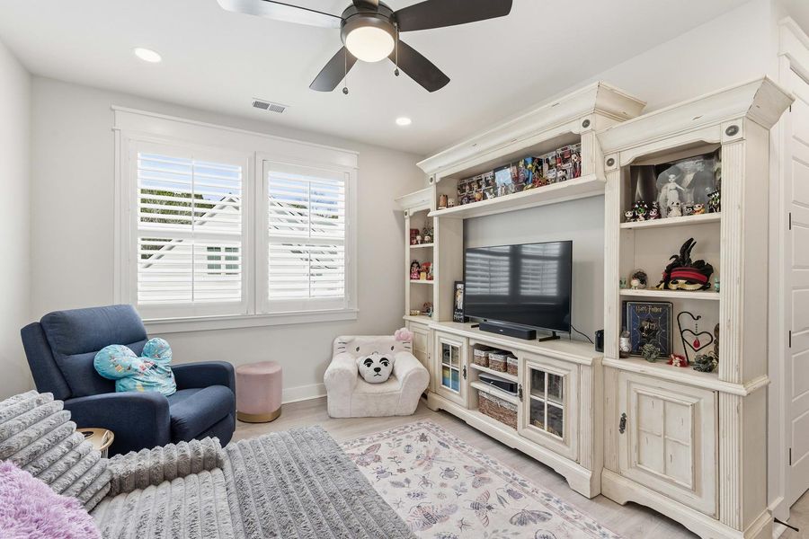 Furnished interior view inside a new home in Overlook at Copahee Sound, Awendaw (Image 6). Furnished interior view inside a new home in Overlook at Copahee Sound, Awendaw (Image 6).