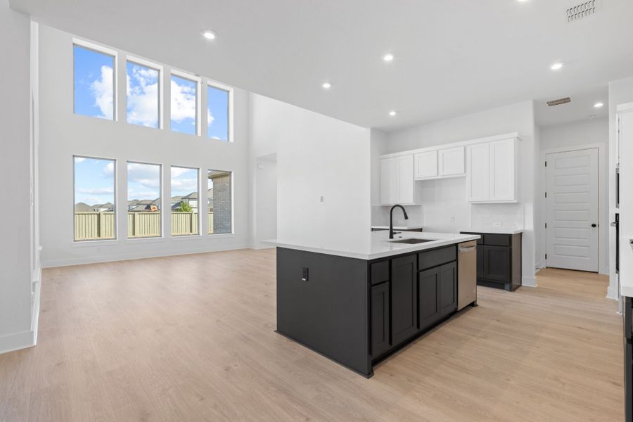 4br New Home in Liberty Hill, TX.  - Slide 20