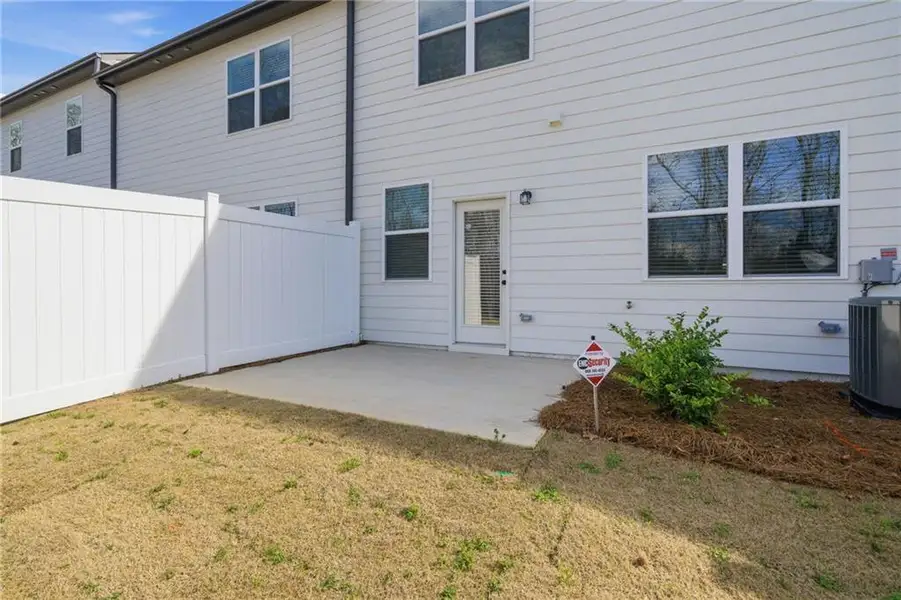 Exterior details and patio area of a home in , Gainesville (Image 4).