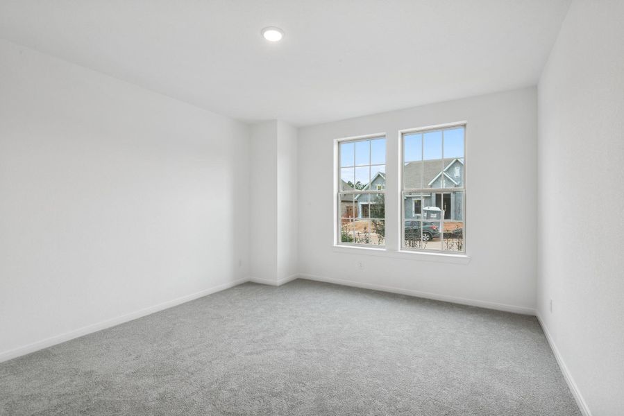 Spacious, unfurnished interior of a new home in Escondido 60', Magnolia (Image 26).