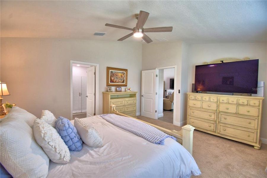 Furnished interior view inside a new home in Harmony at Lake Eloise, Winter Haven (Image 77).