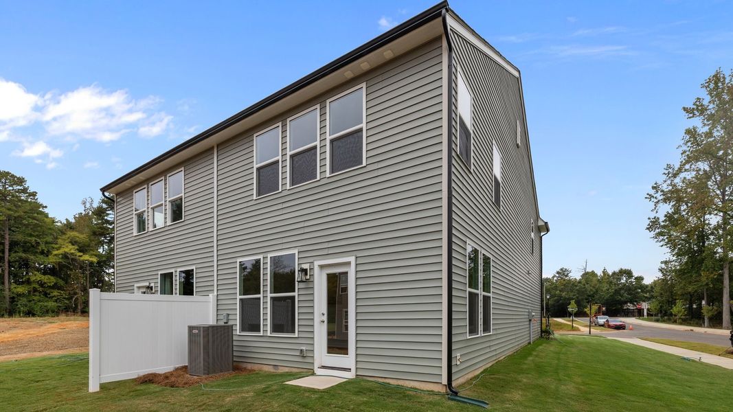 Image 16 of a home in Leigh Park.