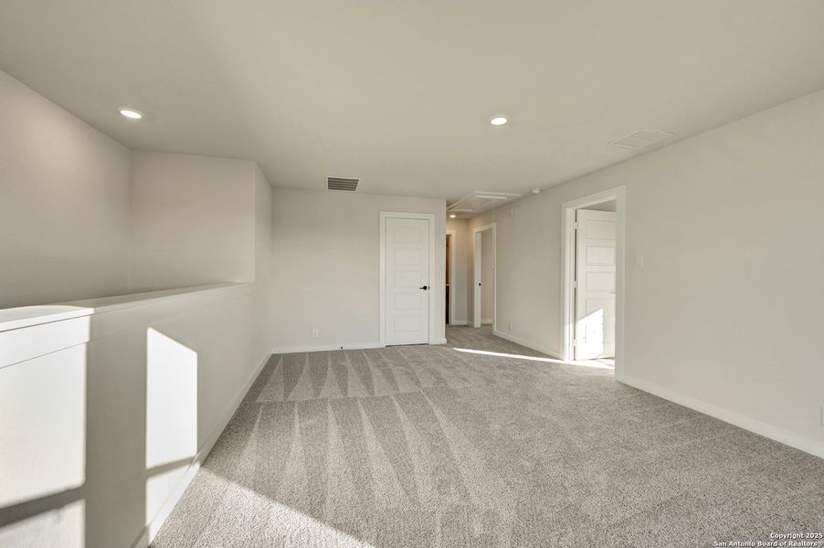 Spacious, unfurnished interior of a new home in Mayfair - Select Classic Series, New Braunfels (Image 19).