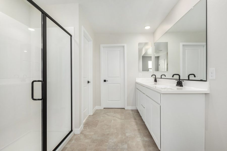 Furnished interior view inside a new home in Estrella, Goodyear (Image 5).