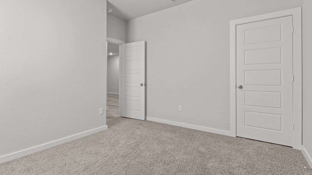 Spacious, unfurnished interior of a new home in Heritage Parks, Abilene (Image 17).