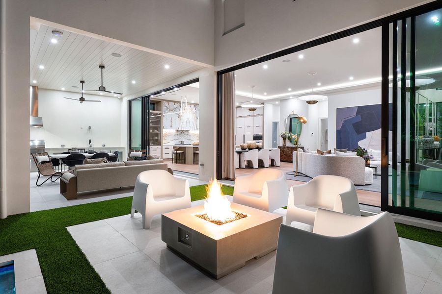 2212_Date_Palm_Road_Dusk_18