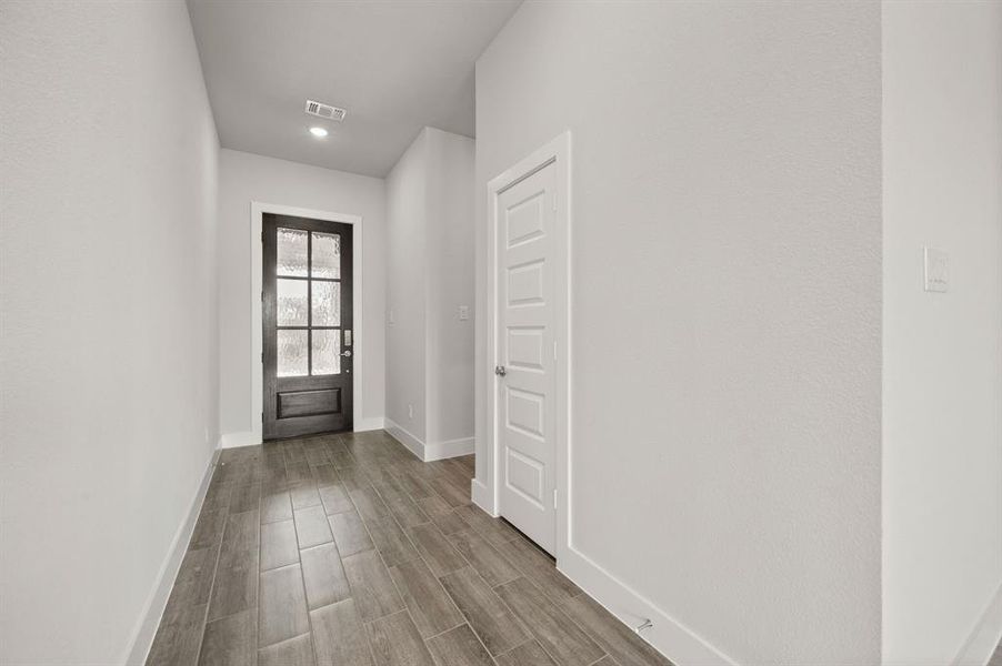 Spacious, unfurnished interior of a new home in Saddleback Estates, Boyd (Image 24).