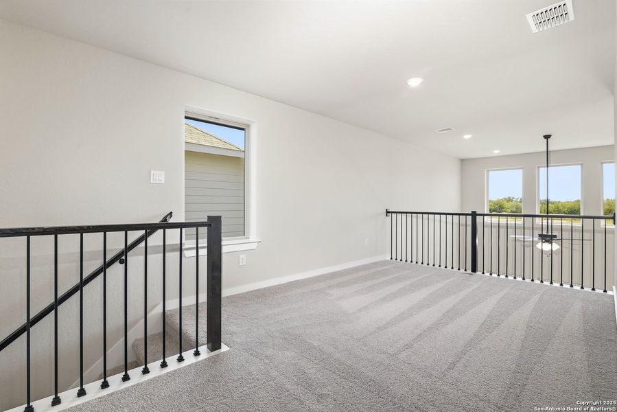 Spacious, unfurnished interior of a new home in Morgan Meadows, San Antonio (Image 19). Spacious, unfurnished interior of a new home in Morgan Meadows, San Antonio (Image 19).