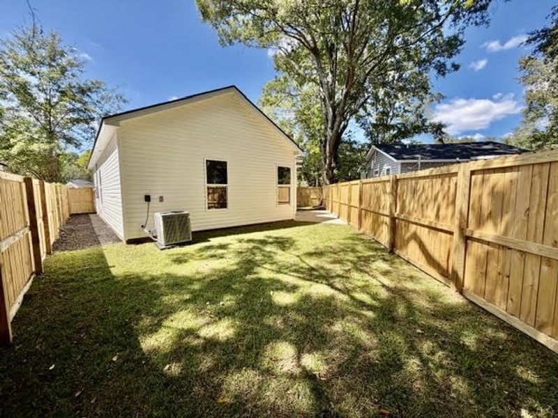 Exterior details and patio area of a home in , North Charleston (Image 4).