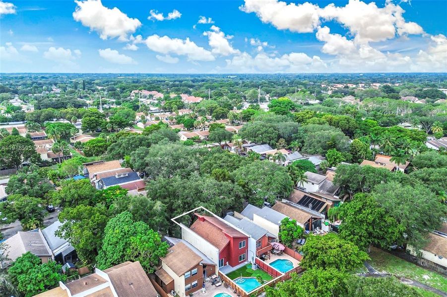 Front exterior of a new home in , Fort Lauderdale, FL, highlighting curb appeal (Image 18).