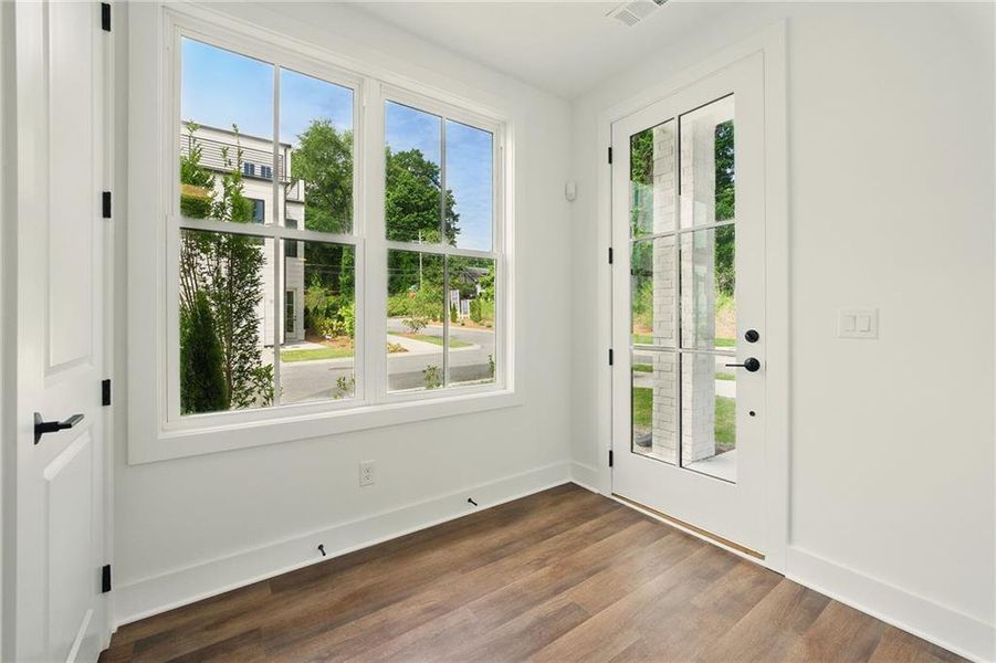 Spacious, unfurnished interior of a new home in , Atlanta (Image 22).