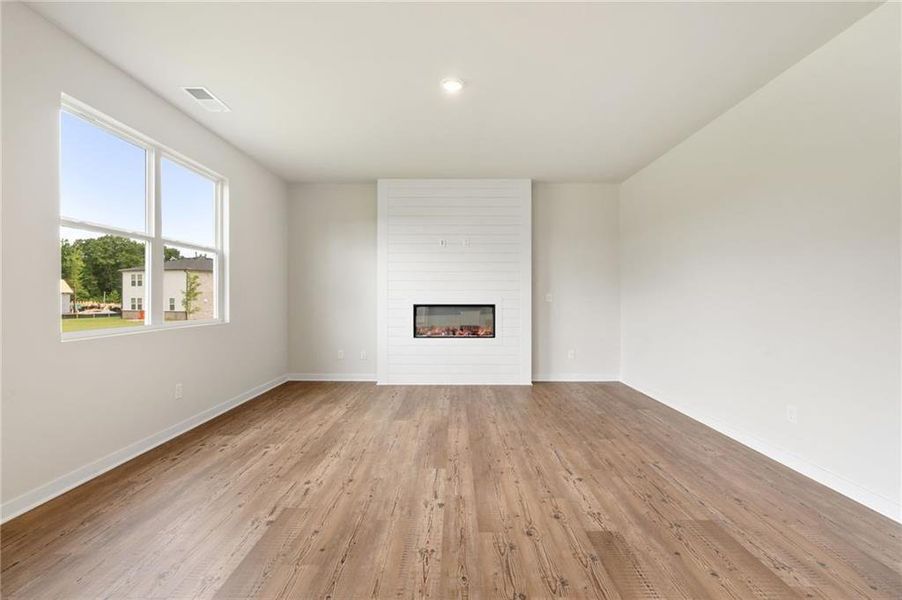 Spacious, unfurnished interior of a new home in Walker Grove, McDonough (Image 31). Spacious, unfurnished interior of a new home in Walker Grove, McDonough (Image 31).