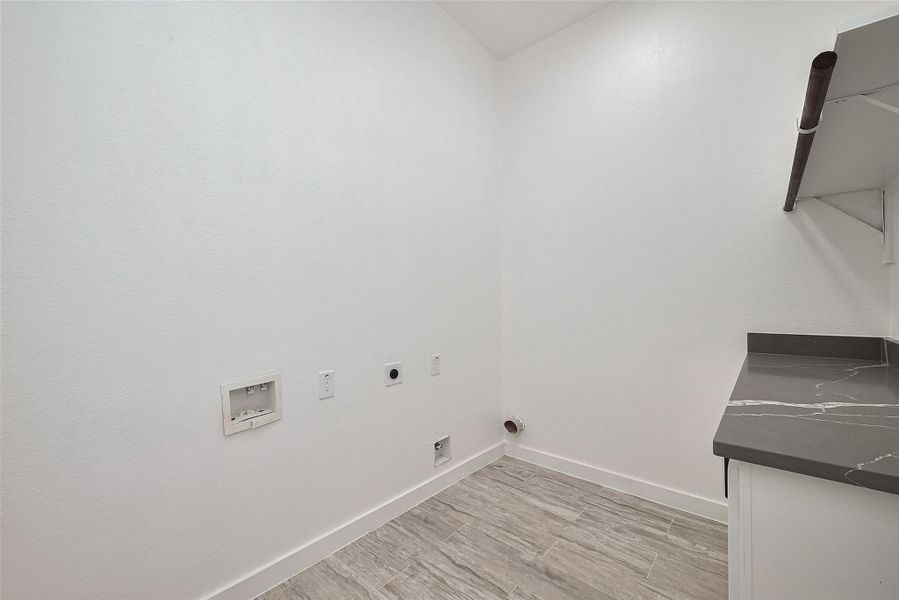 Spacious, unfurnished interior of a new home in , Houston (Image 20).