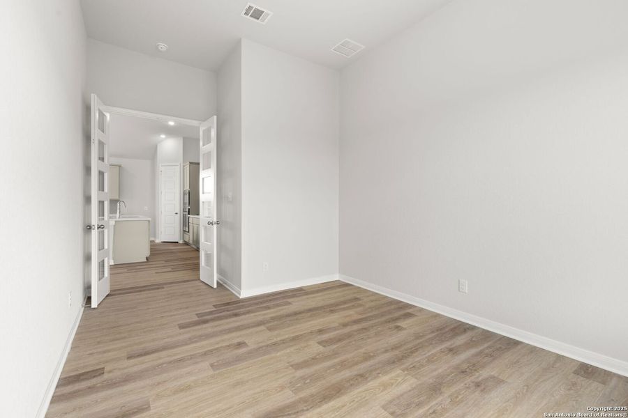 Spacious, unfurnished interior of a new home in Homestead, Schertz (Image 22).