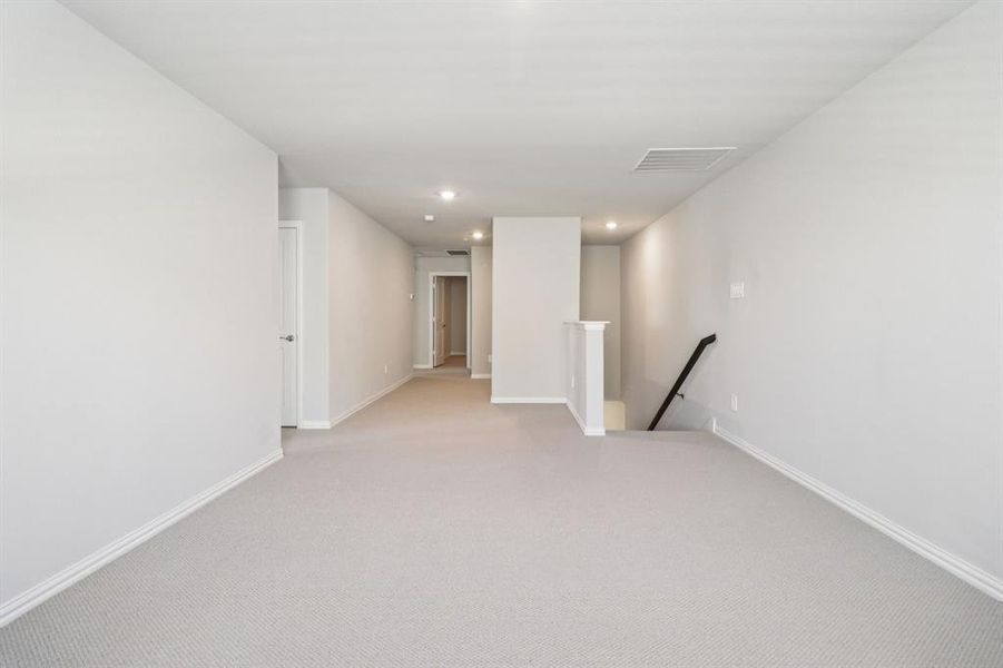 Spacious, unfurnished interior of a new home in Windmore, Princeton (Image 17). Spacious, unfurnished interior of a new home in Windmore, Princeton (Image 17).