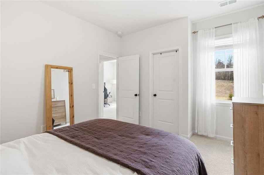 Furnished interior view inside a new home in , Jasper (Image 29).