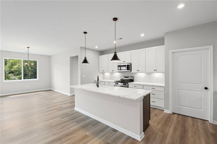 Furnished interior view inside a new home in Laurel Farms, Dallas (Image 9). Furnished interior view inside a new home in Laurel Farms, Dallas (Image 9).