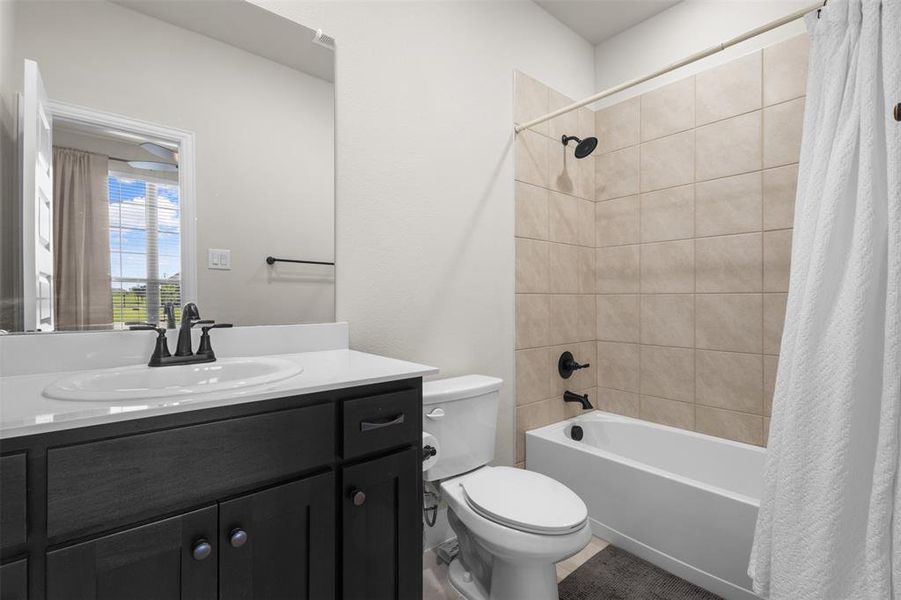 Furnished interior view inside a new home in , Mesquite (Image 19).