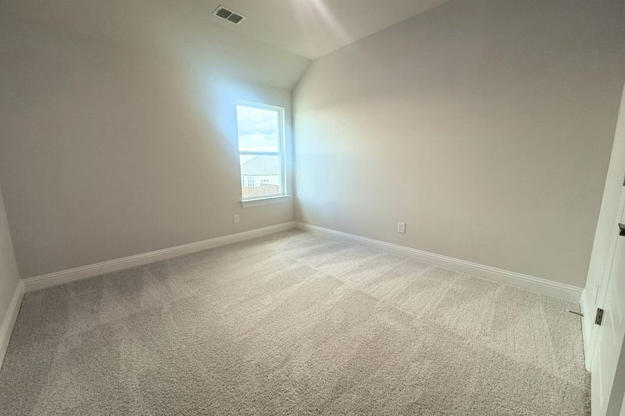 Spacious, unfurnished interior of a new home in Polo Ridge, Forney (Image 20). Spacious, unfurnished interior of a new home in Polo Ridge, Forney (Image 20).
