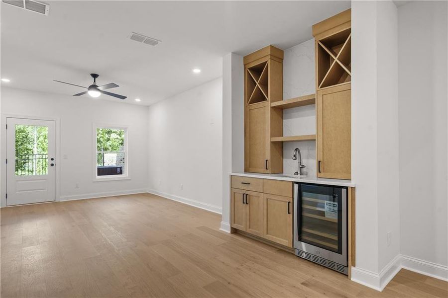 Spacious, unfurnished interior of a new home in Waterside Townhomes, Peachtree Corners (Image 30).