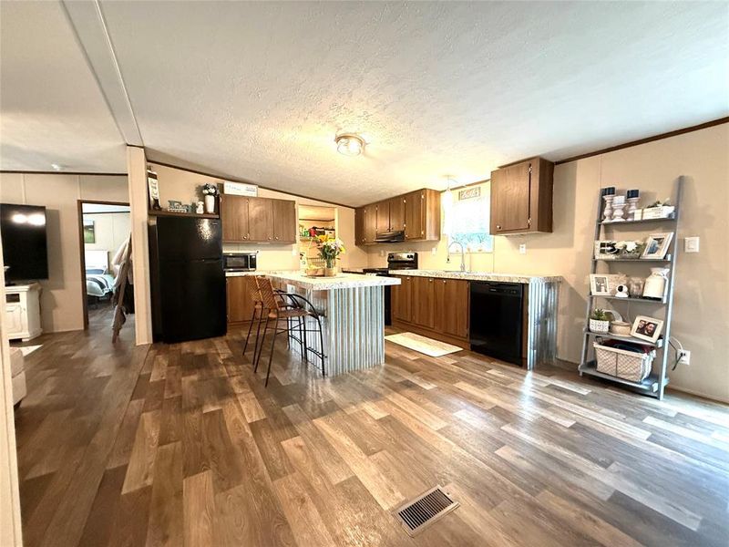 Furnished interior view inside a new home in , Gun Barrel City (Image 10).