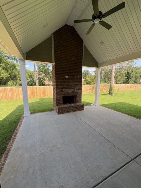 Exterior details and patio area of a home in Rookers Bend, Smyrna (Image 2). Exterior details and patio area of a home in Rookers Bend, Smyrna (Image 2).