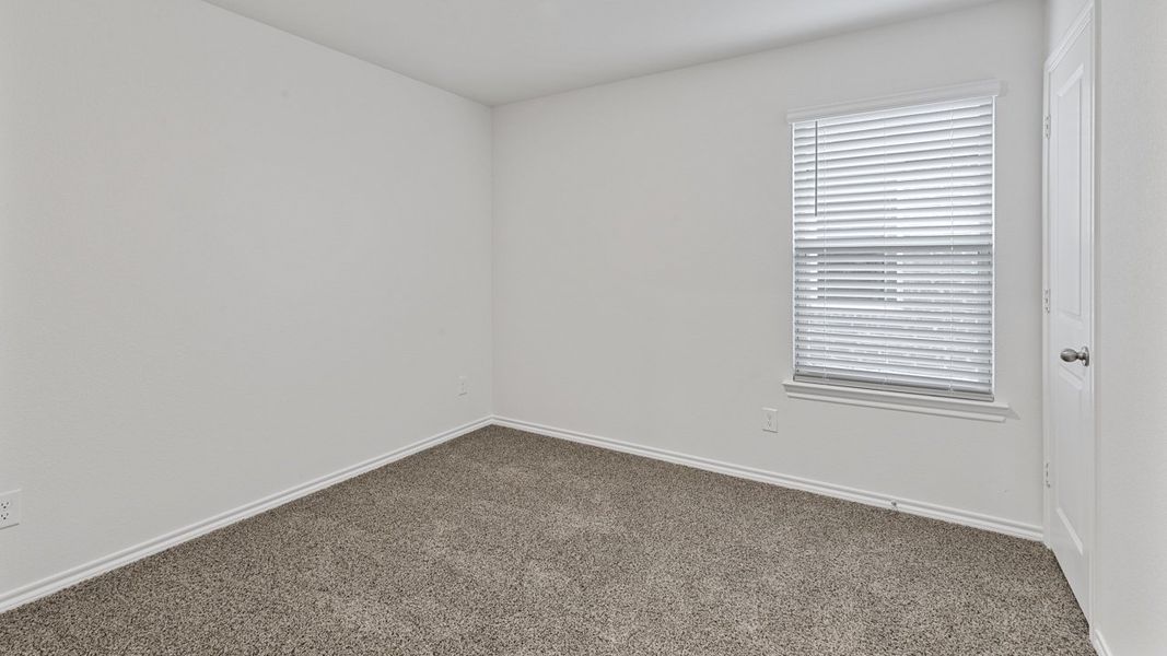 Spacious, unfurnished interior of a new home in Waverly Estates, Josephine (Image 16).