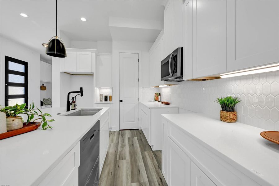 Furnished interior view inside a new home in , Houston (Image 15). Furnished interior view inside a new home in , Houston (Image 15).