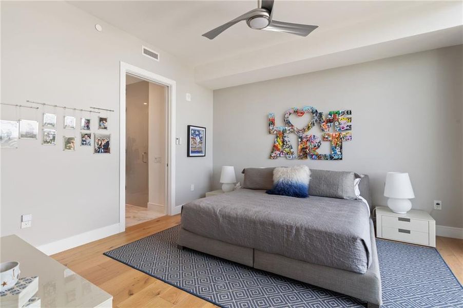Furnished interior view inside a new home in , Atlanta (Image 16).
