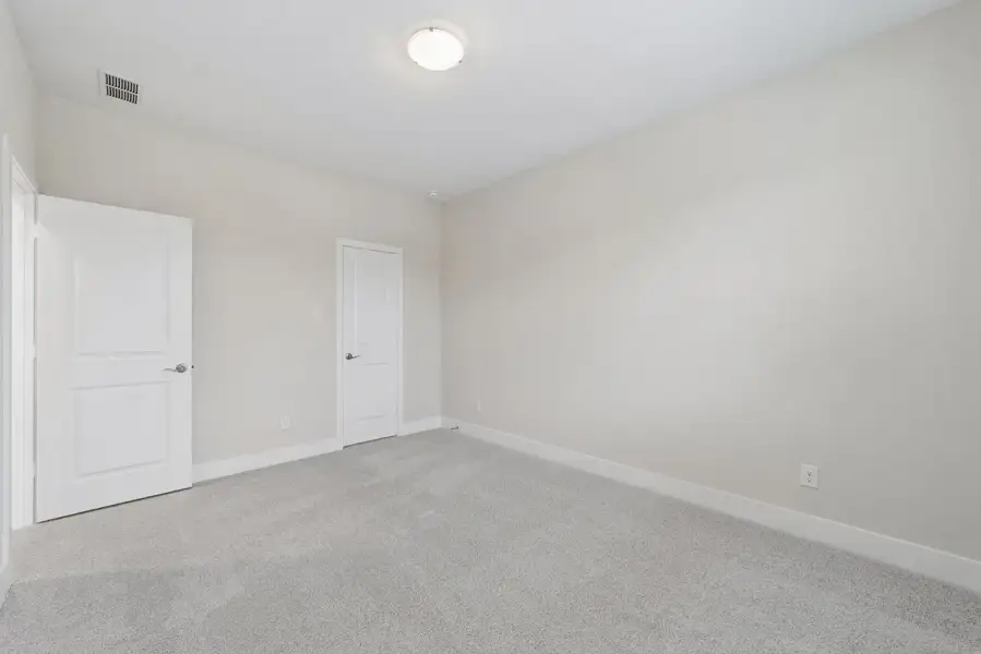 Representative unfurnished interior of a home built from the Delaney by Landon Homes in Lexington Frisco, Frisco (Image 31).