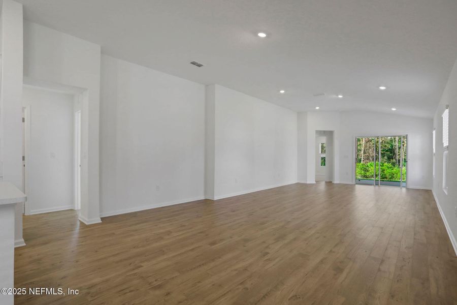 Spacious, unfurnished interior of a new home in Cordova Palms, St. Augustine (Image 25).
