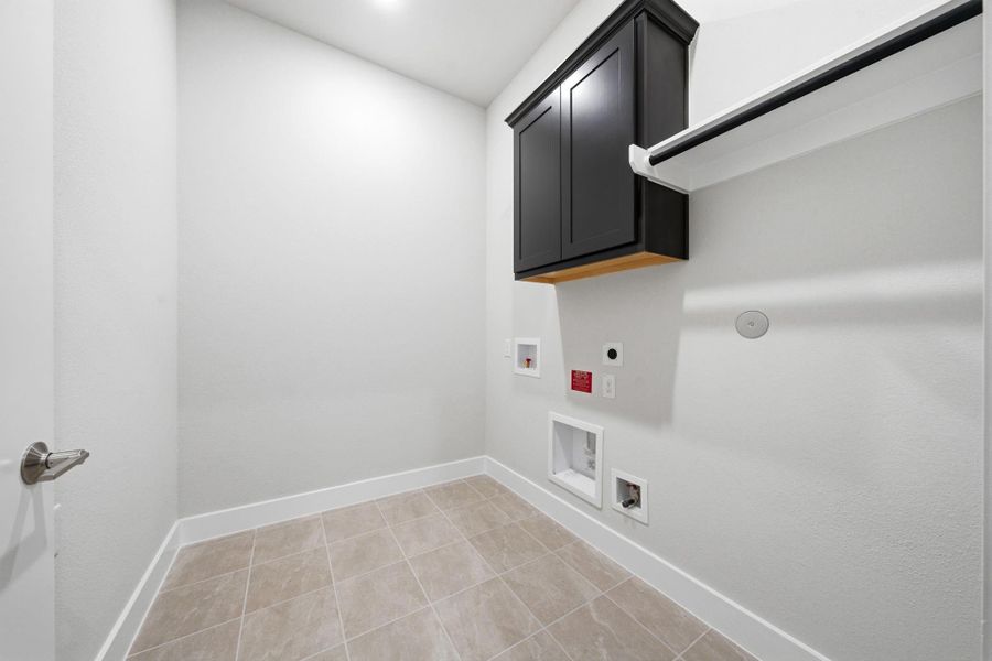 Spacious, unfurnished interior of a new home in Chambers Creek, Willis (Image 34).