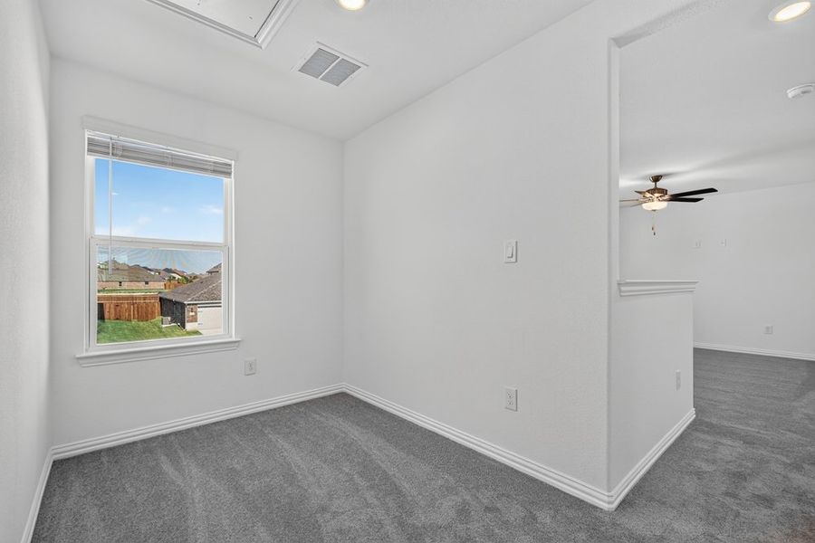 Spacious, unfurnished interior of a new home in Parks at Foster Crossing, Anna (Image 28).