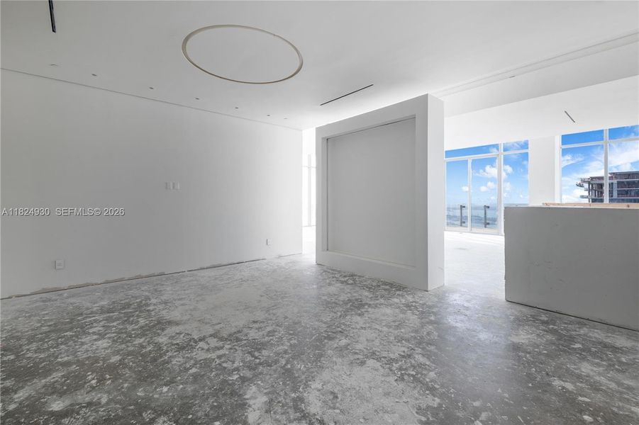 Spacious, unfurnished interior of a new home in , Miami (Image 45).