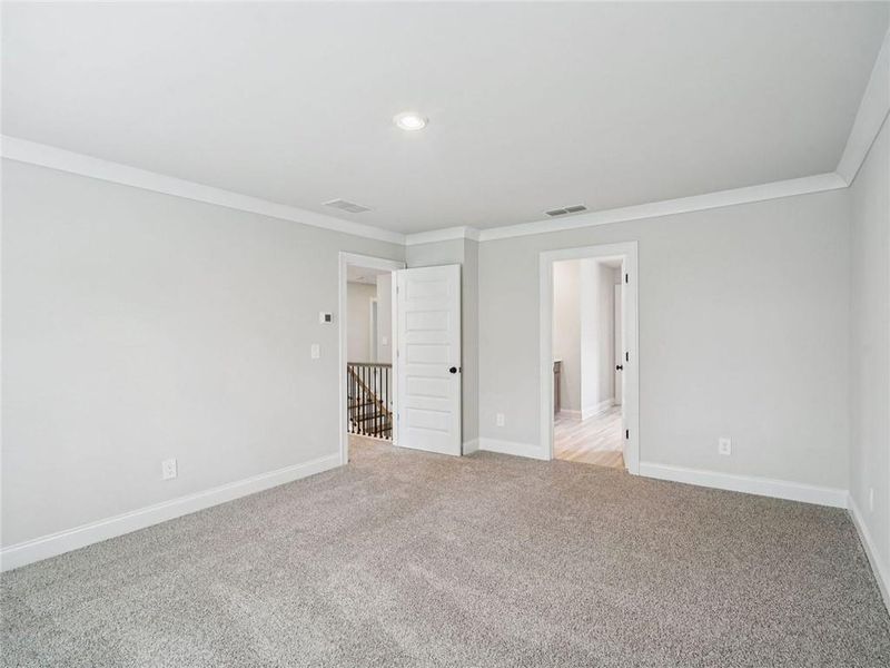 Spacious, unfurnished interior of a new home in Martin Springs - Estate Series, Lawrenceville (Image 14).
