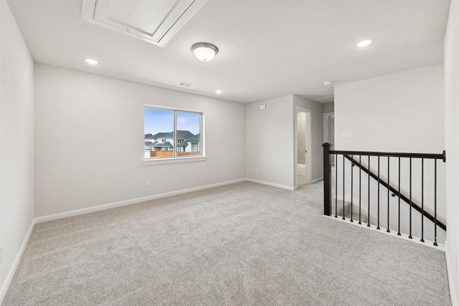 Spacious, unfurnished interior of a new home in Sandbrock Ranch, Aubrey (Image 24).