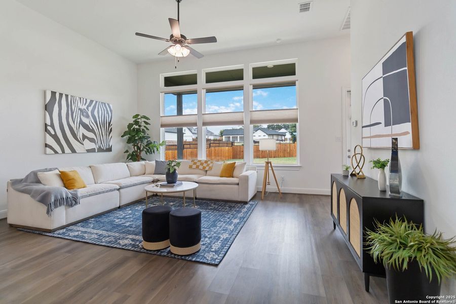 Furnished interior view inside a new home in Woodbridge Farms, La Vernia (Image 11).