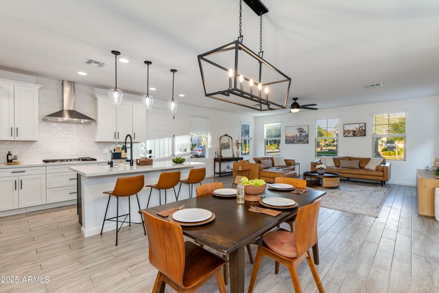 Kitchen/Living/Dining Kitchen/Living/Dining